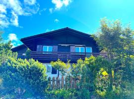 SwissHut Stunning Views Alps - Chalet Flora，位于贝阿滕贝格的木屋