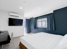 Terminal2 Hotel Phuket，位于普吉镇的酒店
