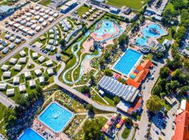 Eurocamp Mobile Homes Terme Catez，位于布雷日采的酒店