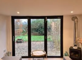 The Cranny, 1 Bedroom House with Indoor Fireplace