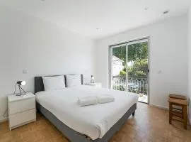 Family Flat Near Porto