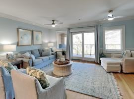 Brass Rail 318，位于泰比岛的带热水浴缸的酒店