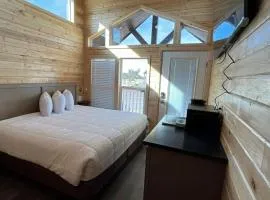 063A Brand New Cozy Cabin with Loft & King bed near Grand Canyon South Rim