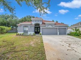 Large 5 bd home close to Beaches，位于Parrish的酒店