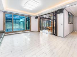 Daebudo Juni Pension，位于安山市的酒店