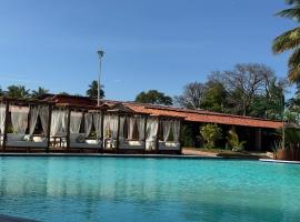 Marina Eco Hotel Praia da Fazenda，位于Saubara的酒店