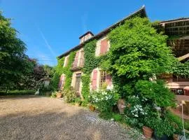 La Maison des Roses, mit Pool