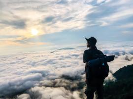 Overnight Camping At Nong khiaw View point，位于Nongkhiaw的露营地