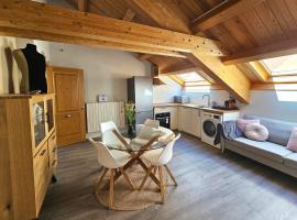 Via de la Plata Luxury Suites B，位于拉瓦涅萨的酒店