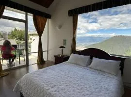 Hotel Gonzalez Suarez en Quito by Lauza