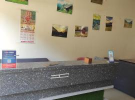Summer Guest House，位于Chauntrā的酒店