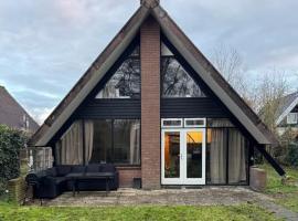 Lovely house till 9 pers near Amsterdam and the see，位于Opmeer的酒店