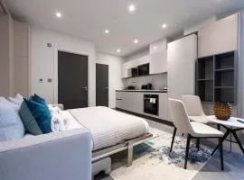City Escape - Stylish Studio in Central Reading - CHRL F16