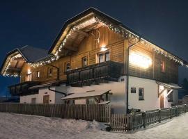 Thermenchalet，位于巴德小基希海姆的酒店