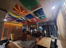 Karvi Hostel & Suites，位于巴统的酒店
