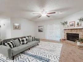 Spacious Family Value Retreat with Pool & Garage