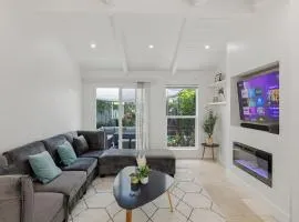 Molivu Homes 3BR - NewRemodel, PetFriendly, Yard