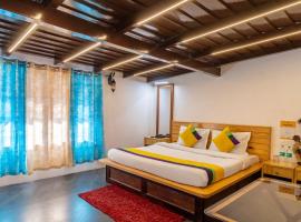 Itsy Hotels Shri Gv Inn, 600 Mtrs From Tiffin Top，位于奈尼塔尔的酒店