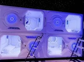 bambu hostel capsules