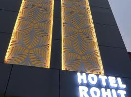 Hotel Rohit ,Agra cantt Railway station，位于阿格拉的酒店