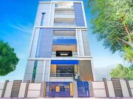 Super Townhouse Dwarakanagar Near Gurudwara