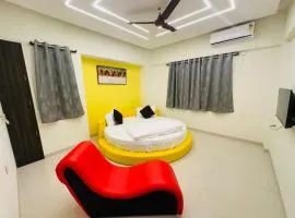 Hotel Yellow House- Shivneri Park Road, Baner, Pune