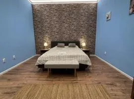 Benny & Bella Apartman City