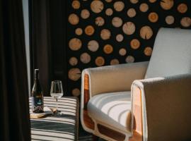 Luxusní Apartmány Domovjanka - LYSÁ HORA, SMRK, KMÍNEK, SLAVÍČ，位于比拉的酒店