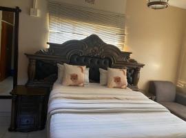 Savannah Guest House Mafikeng，位于梅富根的酒店