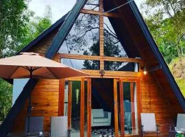 Chalé Camping Blue World Garden