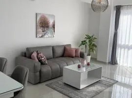 GOLD Apartment-Airport