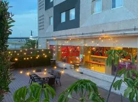 墨西哥佩里诺特宜必思酒店
