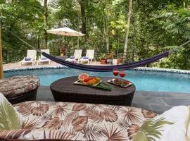 Rainforest Gem 2BR Aracari Villa with Private Pool AC Wi-Fi