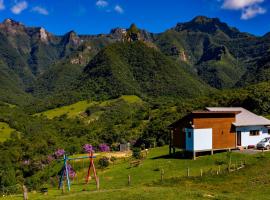 Chalé Família - Sítio Vale Encantado，位于Treviso的酒店