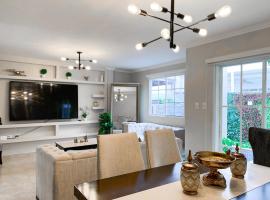 3 Bedrooms, Private Pool, Parking, Security，位于Amalia的酒店