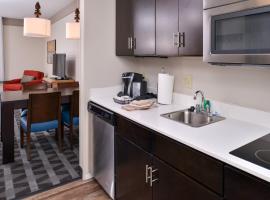TownePlace Suites by Marriott Gillette，位于吉列的酒店
