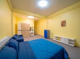 UrbanNest Hostel