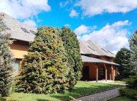 RP FitLife Stúdió és Vendégház，位于Szentgál的酒店