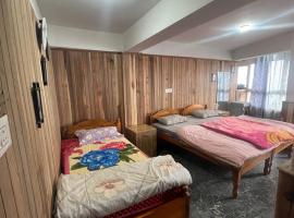 siddhwe homestay and restaurant，位于Sonāda的酒店