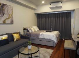 803 - Quiet Condo in City Centre，位于达沃市的带泳池的酒店