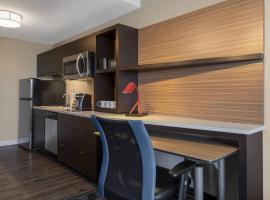 TownePlace Suites by Marriott St. Louis Edwardsville, IL，位于爱德华兹维尔的酒店