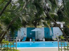 Bleu de Toi Boutique Hotel，位于格兰贝伊的民宿