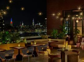 Moxy Brooklyn Williamsburg，位于布鲁克林威廉斯堡的酒店