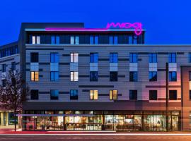 Moxy Duesseldorf South，位于杜塞尔多夫的酒店