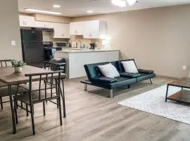 Charming 1BR Getaway - Private, Pet Friendly, TV
