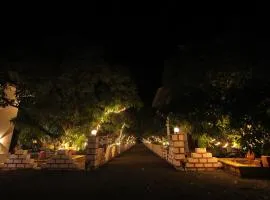 MARUTI RESORT & VILLA's