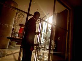 InterContinental Luanda Miramar by IHG，位于罗安达夸德罗安达国际机场 - LAD附近的酒店