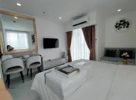 The Empire Tower Jomtien KZi 614