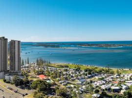 Cityscape Serenity at Southport，位于黄金海岸的酒店