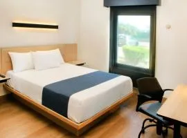 雷诺萨城市快捷酒店